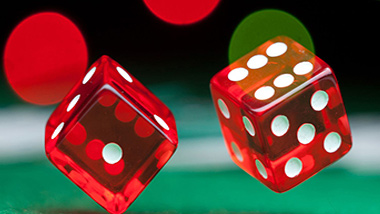 Table Dice-mobile-380x214
