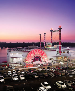 Ameristar casino Vicksburg riverboat at sunset
