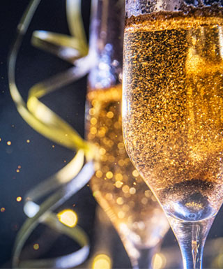 glasses of champagne
